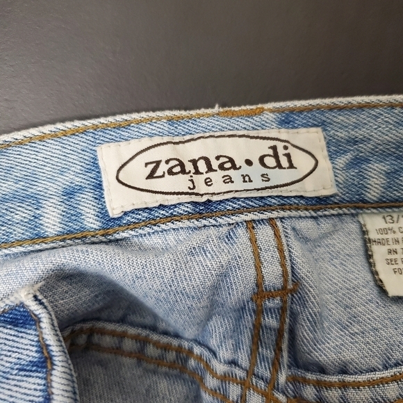 Zana Di Jean Light Wash Women's Size 13/14 Button Fly Shorts - Picture 12 of 13